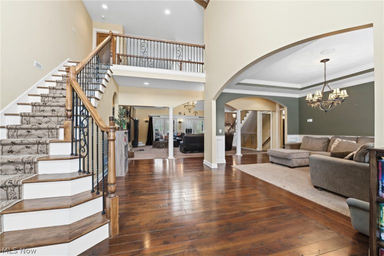8550 Drummond Drive, Massillon, OH - Photo 4