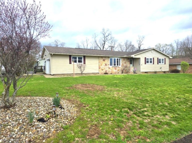 407 Elm Street, Warsaw, OH, 43844