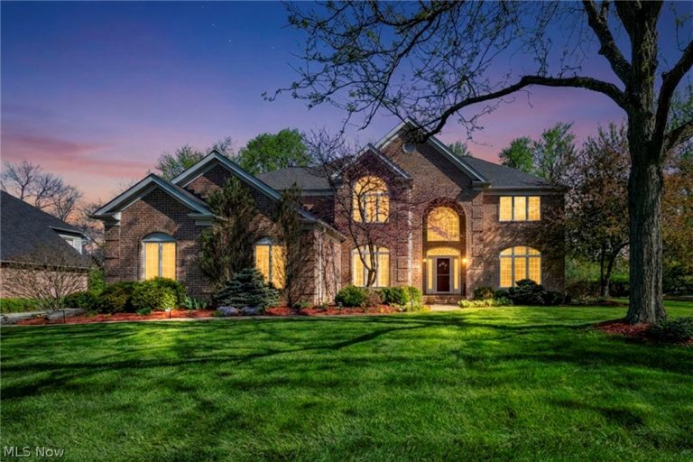 2771 Jumpers Drive, Akron, OH - Photo 2