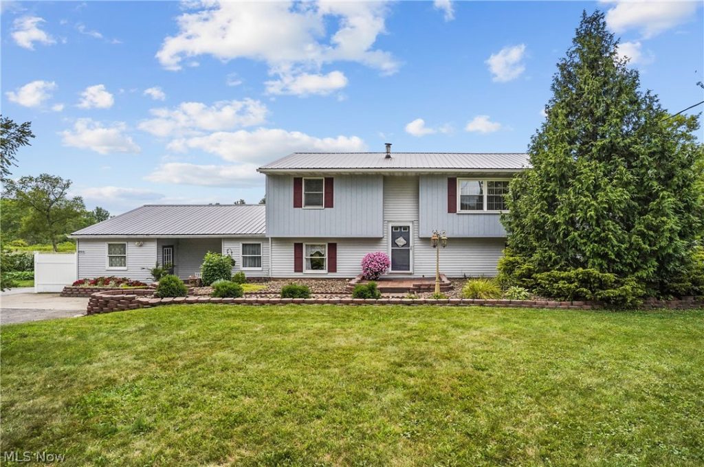 41919 State Route 558, Leetonia, OH