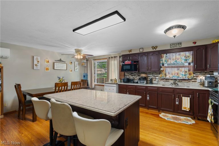 5235 Nave Street, Canton, OH - Photo 6