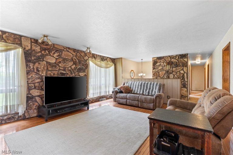 71770 Chini Orchard Road, Flushing, OH - Photo 6