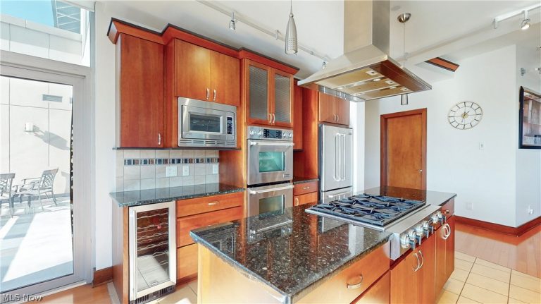 21 Furnace Street #805, Akron, OH - Photo 6