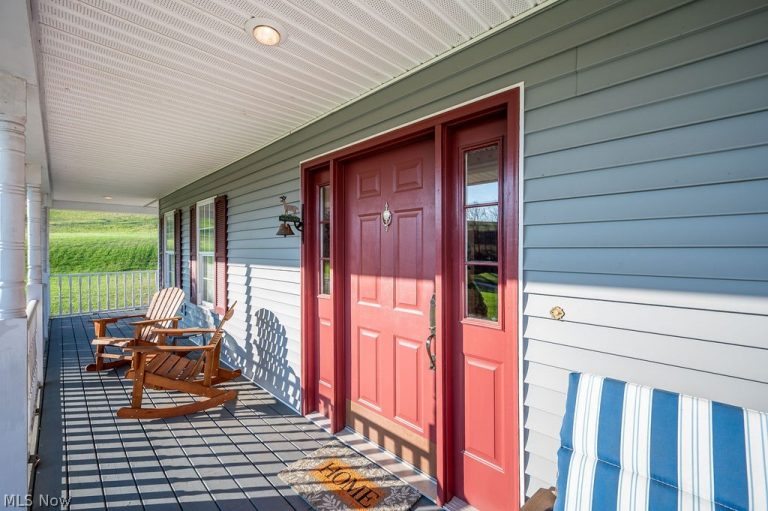 331 Grand C Heights, Mineral Wells, WV - Photo 2