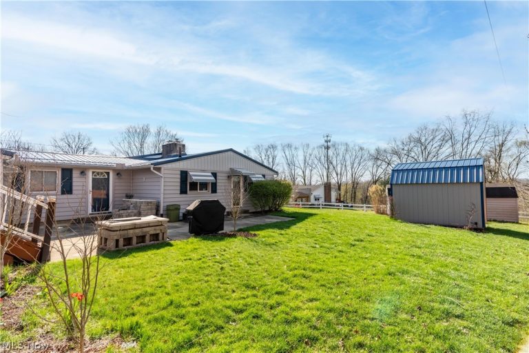 4352 Hohman Circle, New Franklin, OH - Photo 8