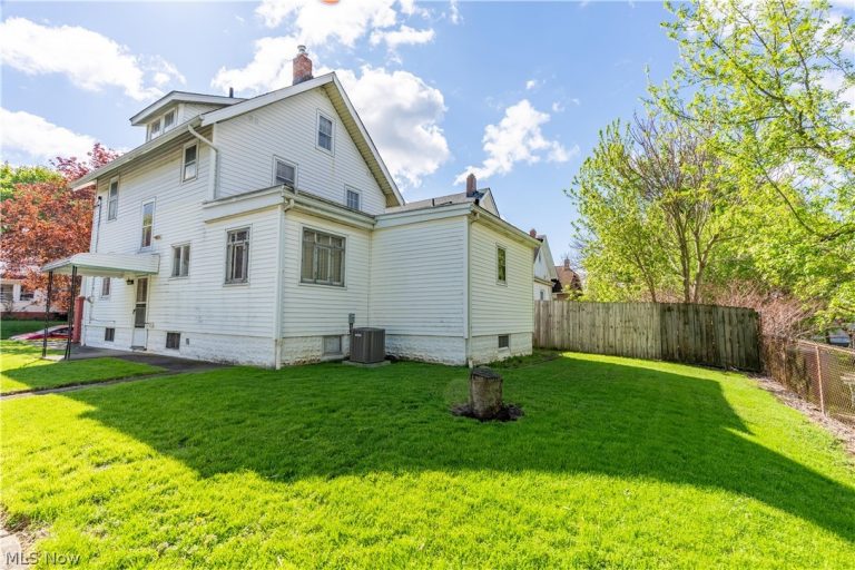 296 Kryder Avenue, Akron, OH - Photo 5