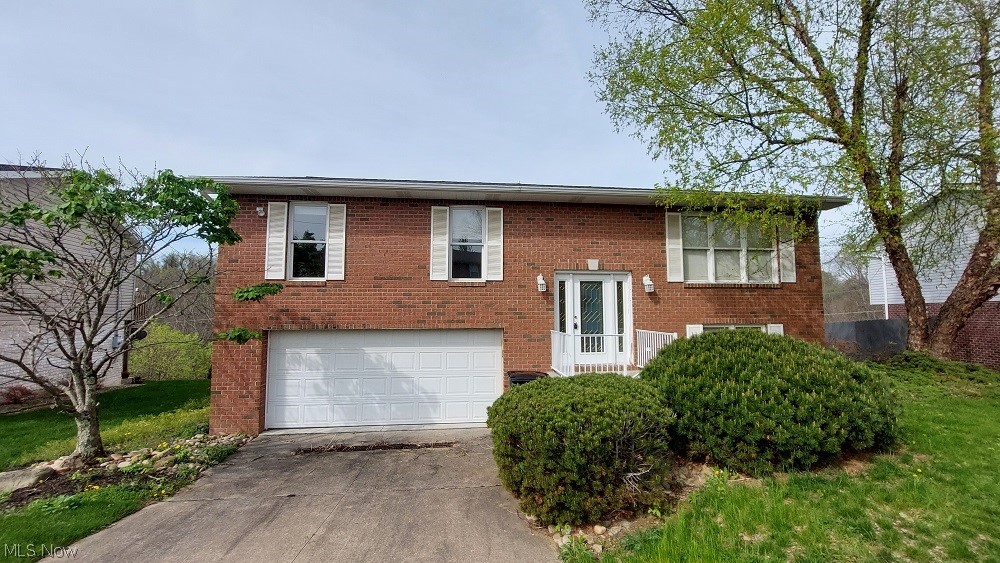 3241 Saint Charles Drive, Steubenville, OH