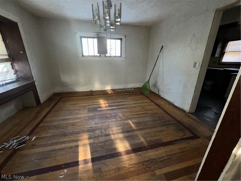 191 Colony Crescent, Akron, OH - Photo 4