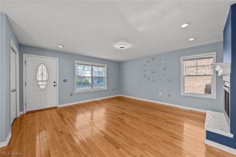 2221 71st Street, Cleveland, OH - Photo 5