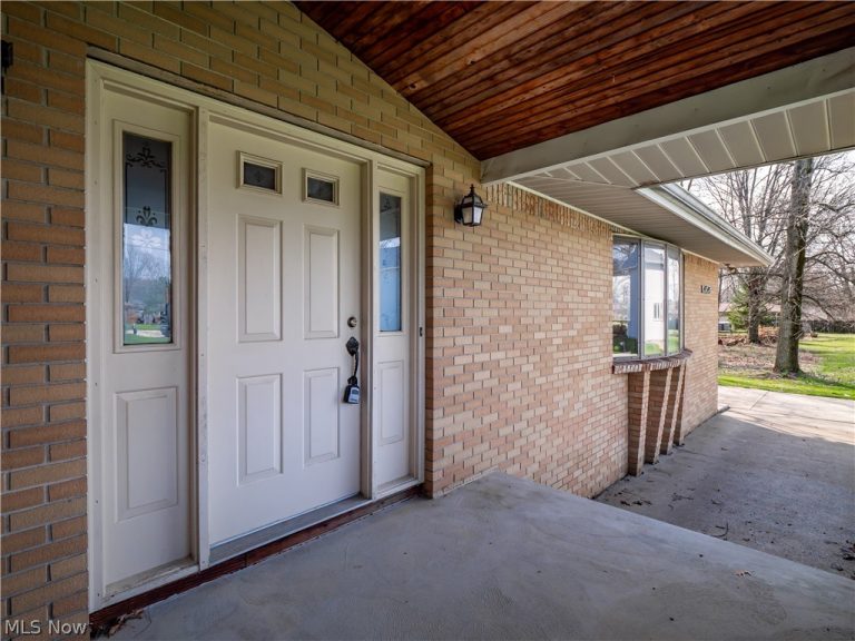 14345 Sprague Road, Strongsville, OH - Photo 5