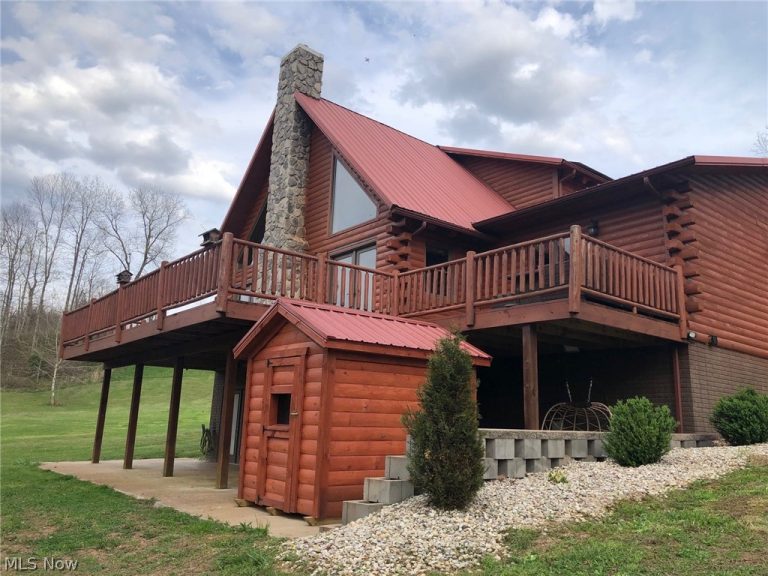 1449 St Rte 124, Coolville, OH - Photo 2