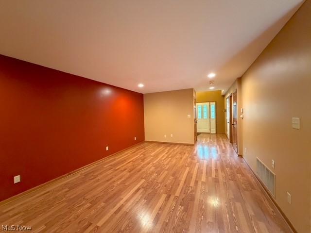 526 Oakdale Drive, Dover, OH - Photo 4