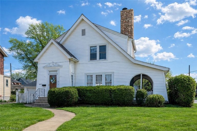 1427 Lakeview Boulevard, Lorain, OH, 44052