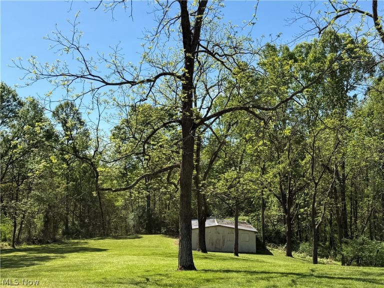 183 Varner Street, Walker, WV - Photo 4