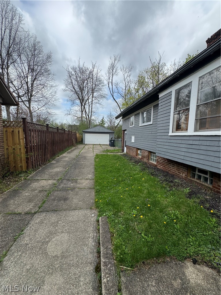 3327 Bradford Road, Cleveland Heights, OH - Photo 3