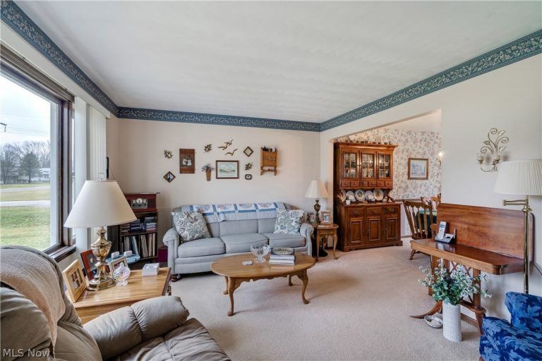 2684 Lydia Drive, Warren, OH - Photo 4
