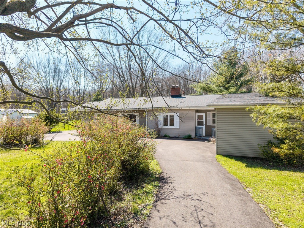 4942 Lear Nagle Road, North Ridgeville, OH