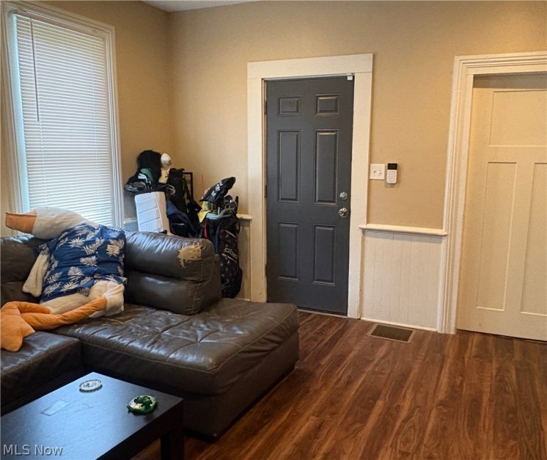 361 Cross Street, Akron, OH - Photo 6