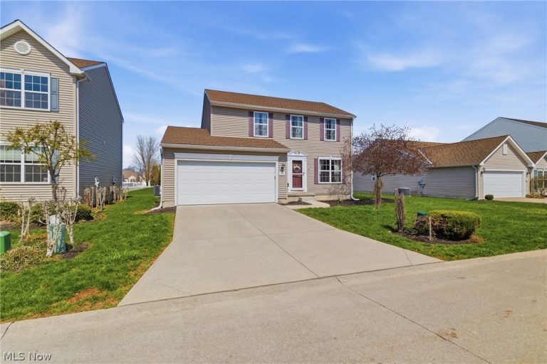 6258 Dogwood Lane, North Ridgeville, OH - Photo 3