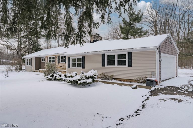 4290 Brainard Road, Orange, OH - Photo 2