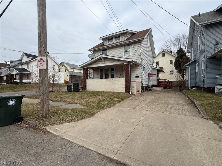 1002 Dartmouth Avenue, Canton, OH - Photo 2