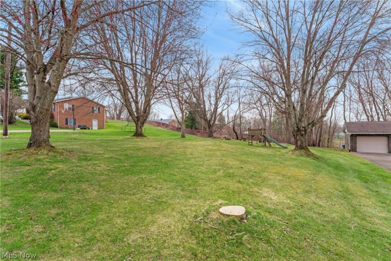 901 Marion Avenue, Louisville, OH - Photo 5