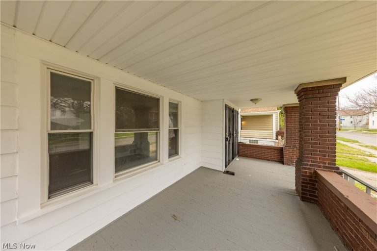 9711 Aetna Road, Cleveland, OH - Photo 3