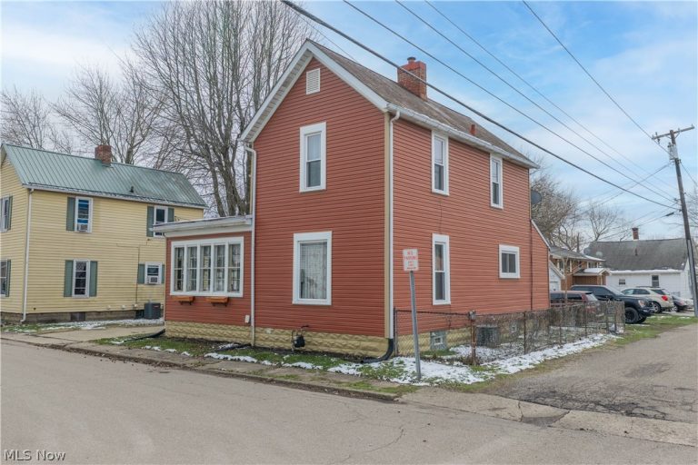 214 Poplar Street, Dover, OH - Photo 3