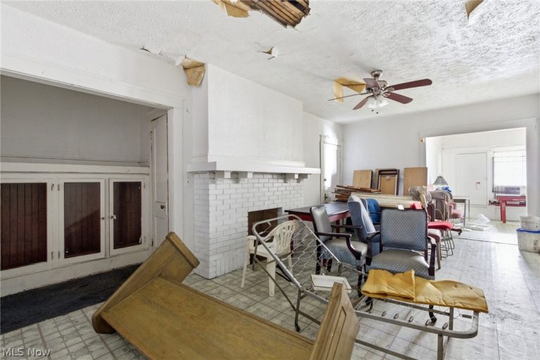 8834 Saint Clair Avenue, Cleveland, OH - Photo 5