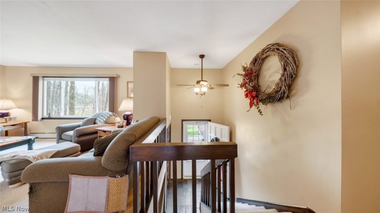 9690 Kinsman Road, Novelty, OH - Photo 5