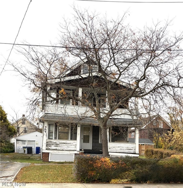 969 Evangeline Road, Cleveland, OH - Photo 4