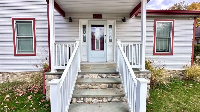 2603 Rockefeller Road, Wickliffe, OH - Photo 2