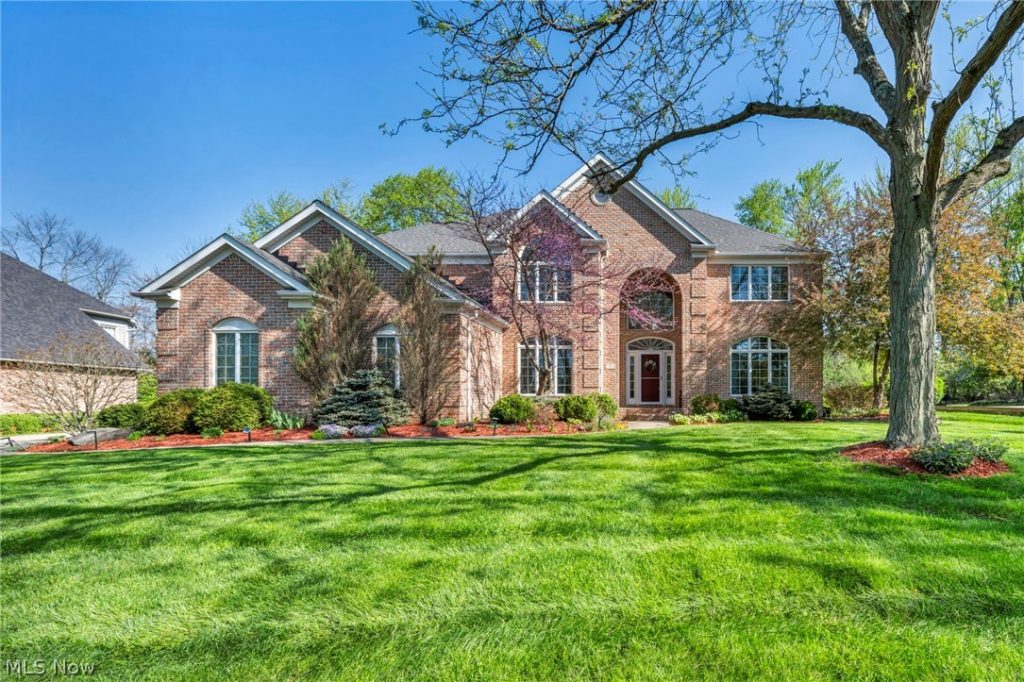 2771 Jumpers Drive, Akron, OH