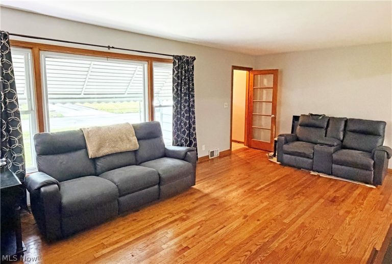 470 Sumatra Avenue, Akron, OH - Photo 6