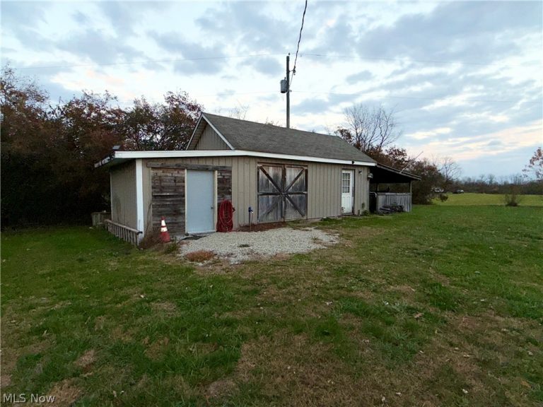 10150 County Rd 12, Corning, OH - Photo 3