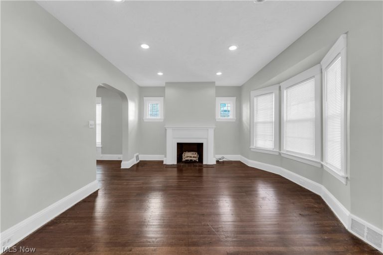 1434 Ridgewood Avenue, Lakewood, OH - Photo 4