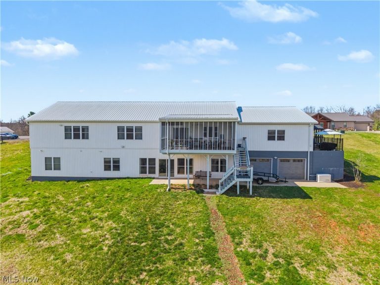 109 Clare Kennedy Drive, Marietta, OH - Photo 4