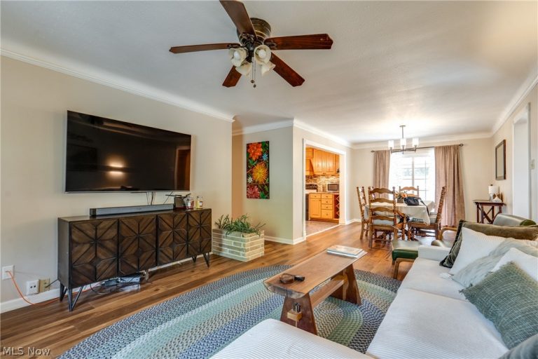 757 Esther Road, Highland Heights, OH - Photo 3