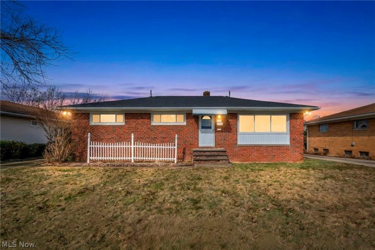 9850 Boundary Lane, Parma, OH, 44130