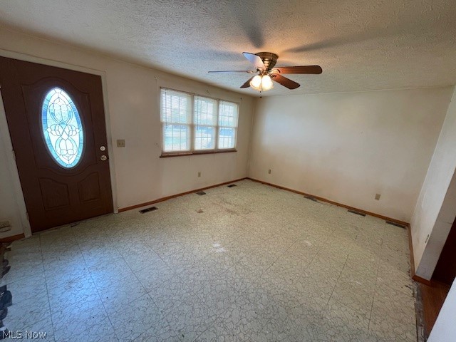 4036 Leavitt Road, Lorain, OH - Photo 2