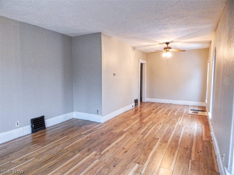 836 5th Avenue, Akron, OH - Photo 2