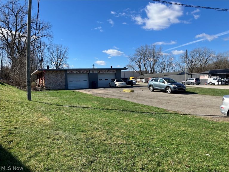 411 West Avenue, Tallmadge, OH - Photo 6