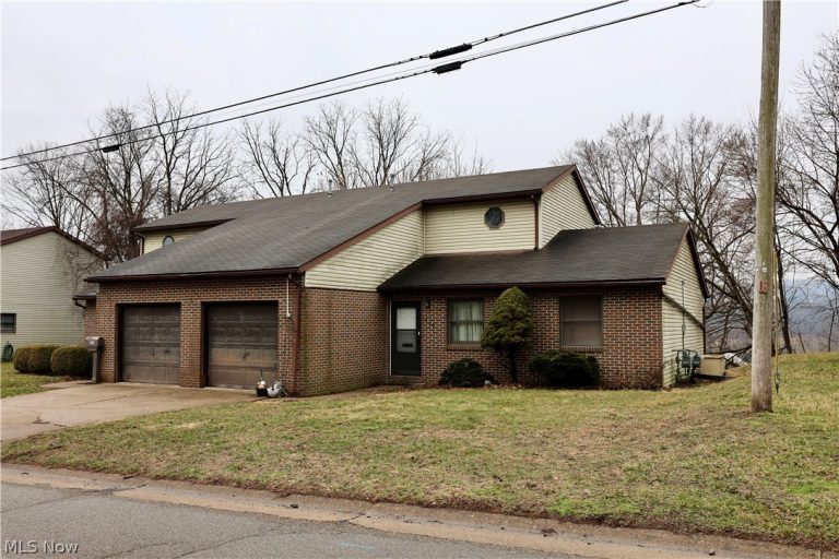612 Monroe Street, Millersburg, OH, 44654