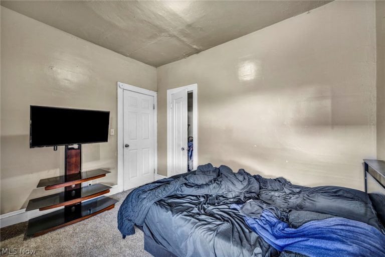 3438 140th Street, Cleveland, OH - Photo 5