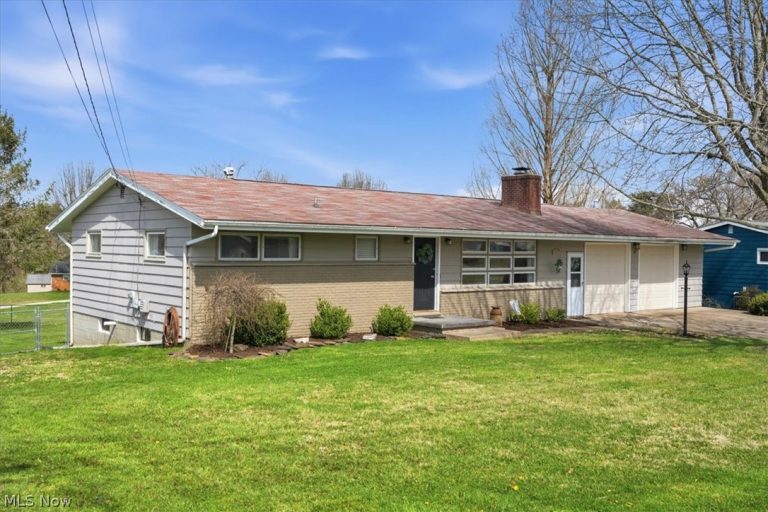 226 Meadow Lane, Parkersburg, WV - Photo 2