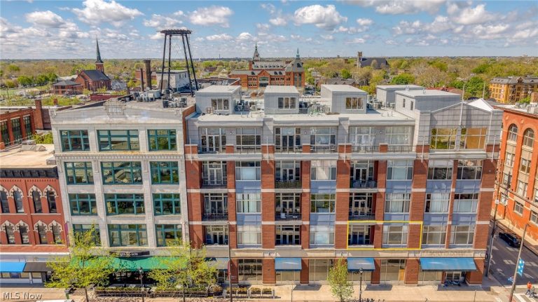1951 26th Street #215, Cleveland, OH, 44113