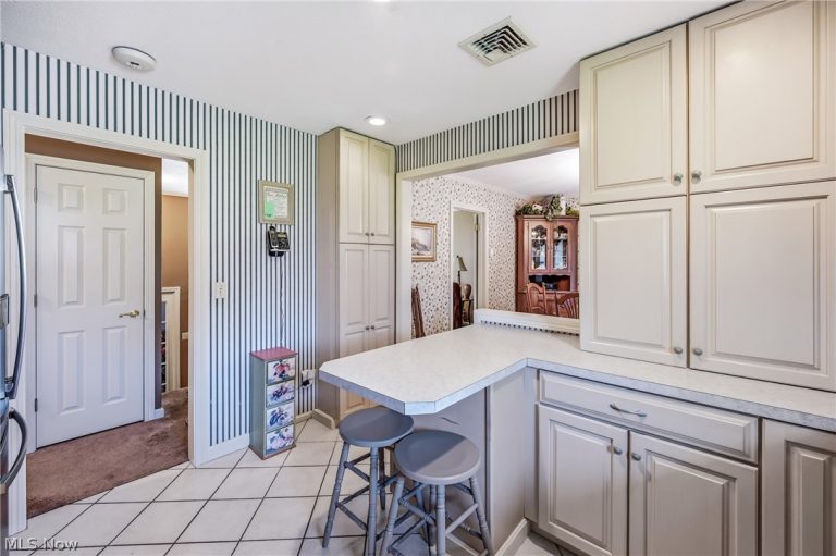 11488 12th Street, Beloit, OH - Photo 8