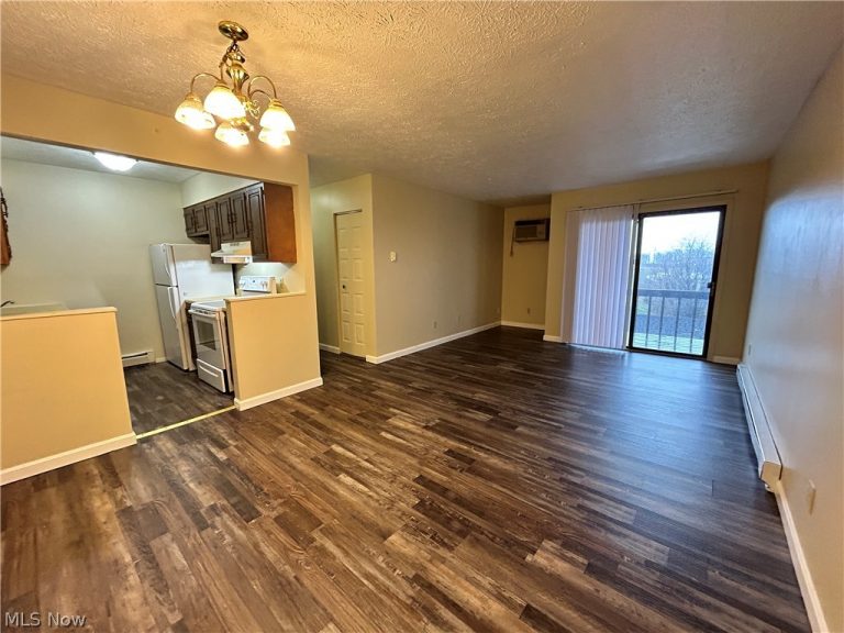200 Fernwood Road #34, Wintersville, OH - Photo 3