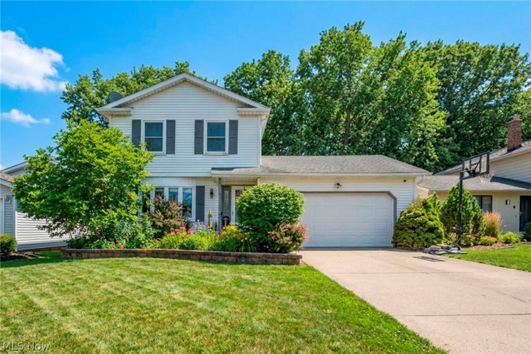 13800 Milo Road, Garfield Heights, OH - Photo 2