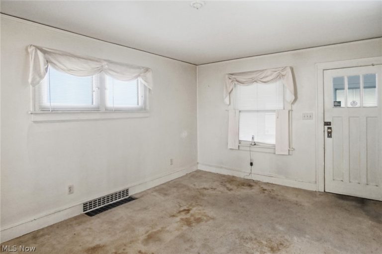 591 Hedden Avenue, Akron, OH - Photo 3